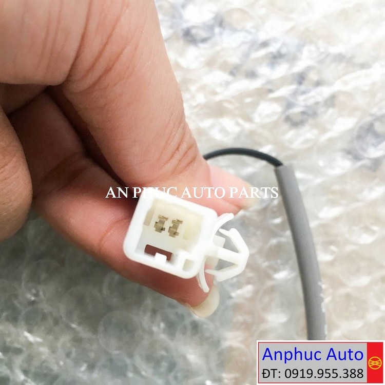 cam-bien-nhiet-do-dan-lanh-mitsubishi-xpander-7801A848.jpg