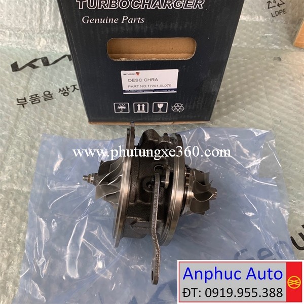 ruot-Tubor-Toyota-Fortuner-2015-17201-0L070.JPG