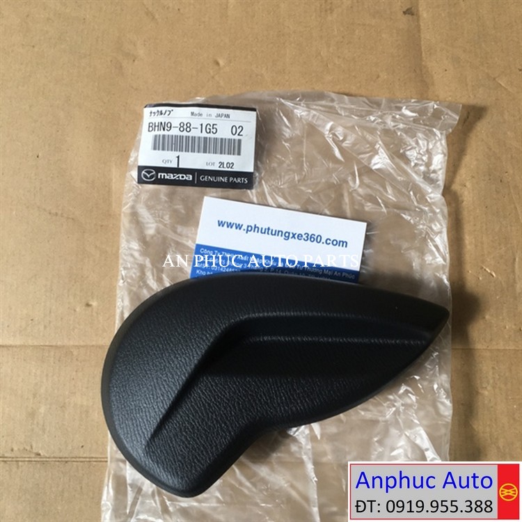 tay-nga-ghe-truoc-Mazda-3-BHN9-88-1G5.jpg