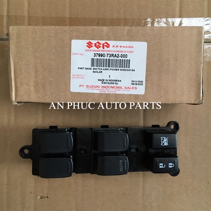 suzuki-3799073RA2000.jpg